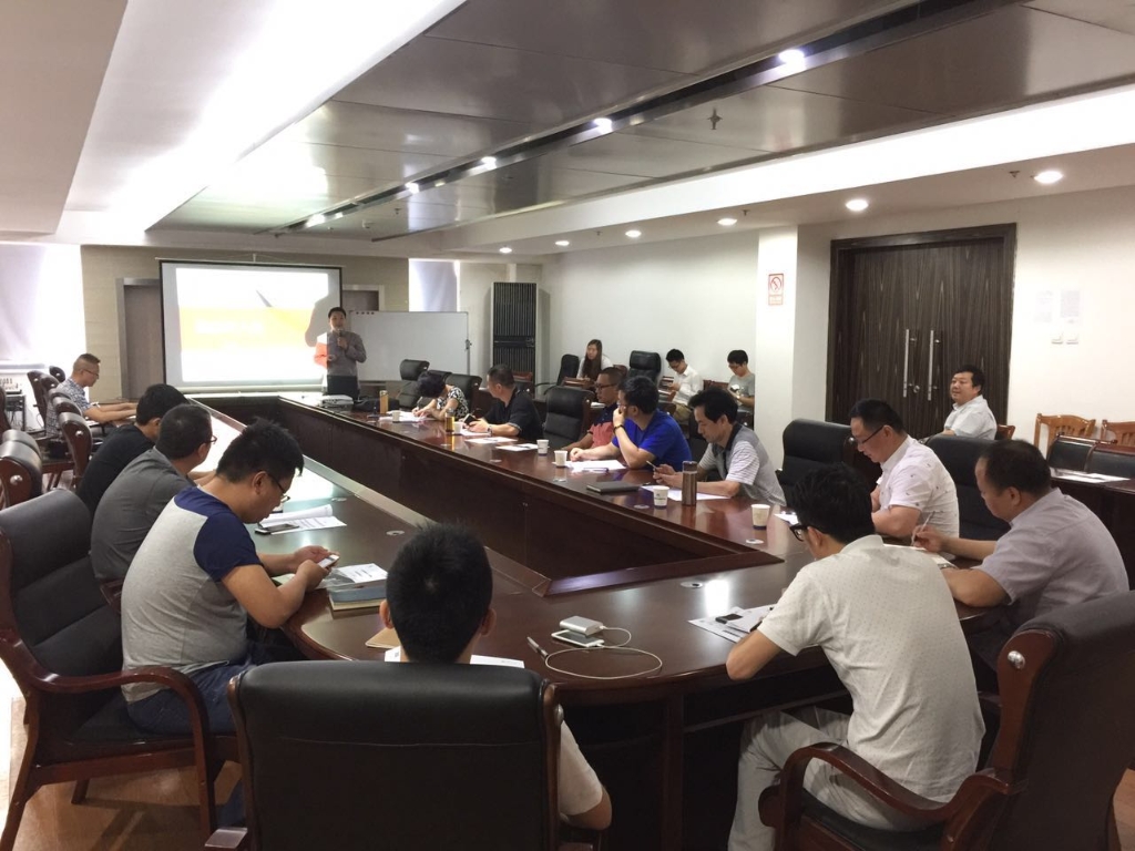 國聯(lián)物資舉辦國學(xué)講座全方位服務(wù)市場客戶